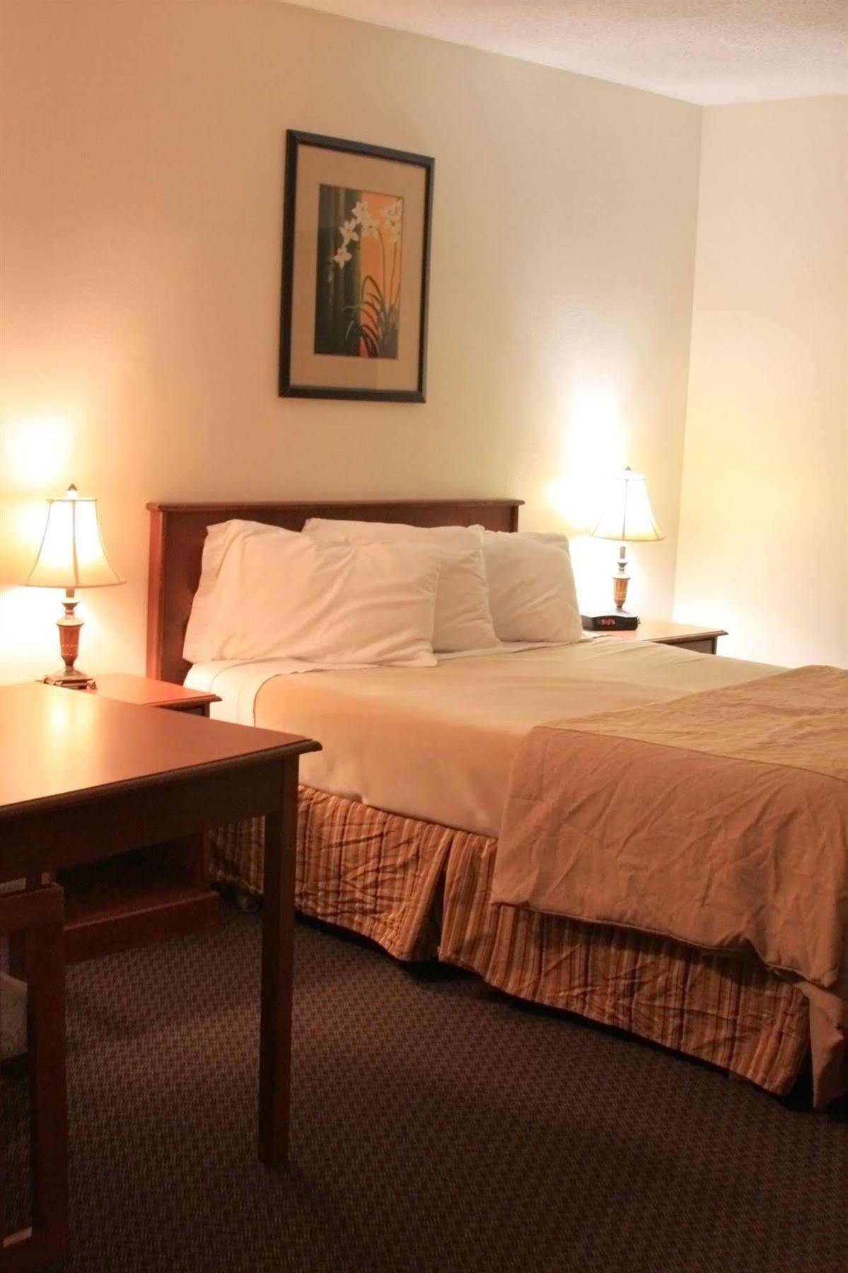 America Travel Inn Пульман Экстерьер фото